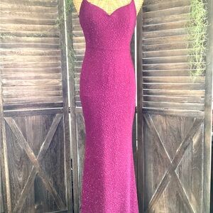 Windsor Strapless Fuchsia Gown